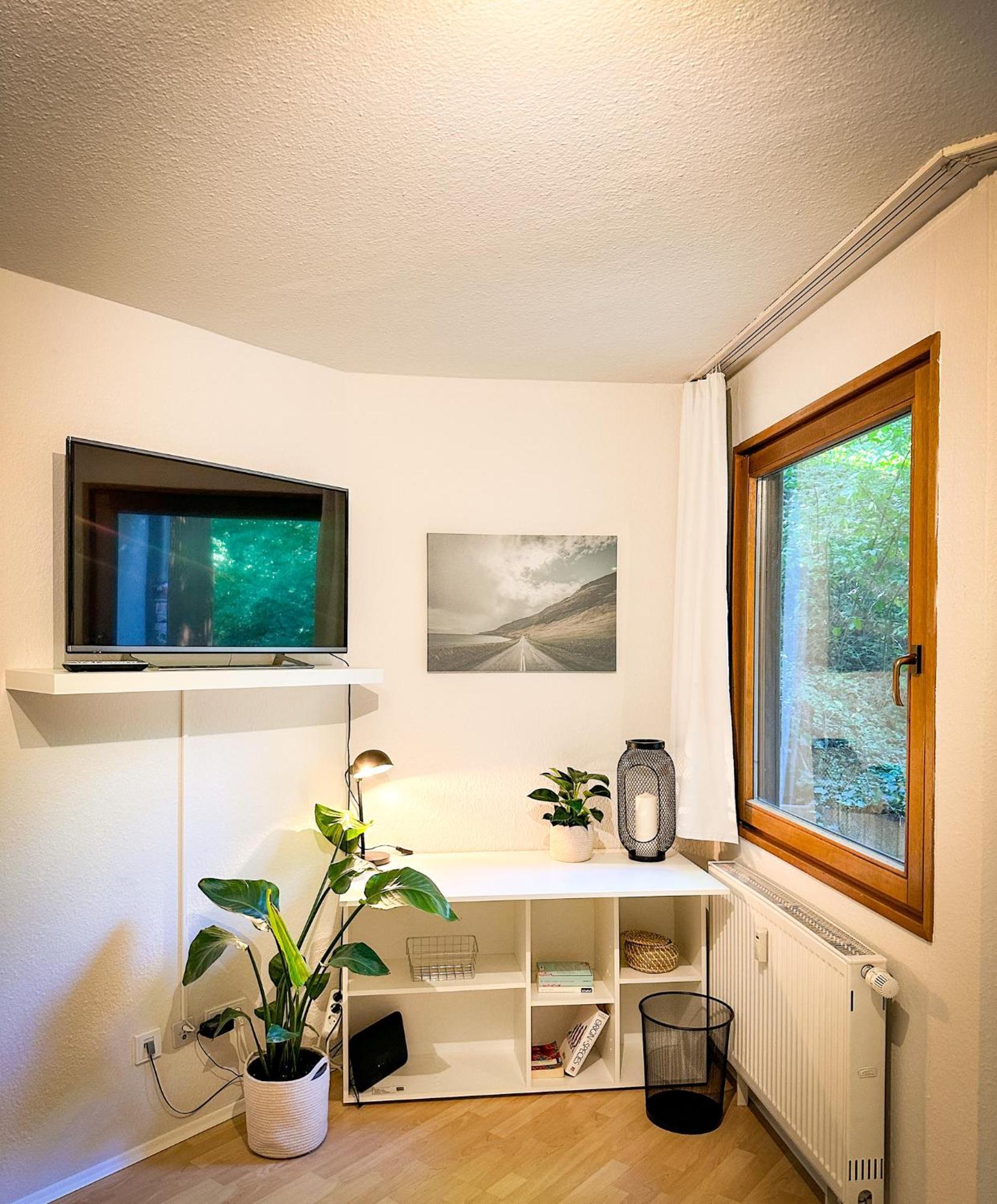 Schoenes Apartment Mit Terrasse Wurtzburgo Exterior foto